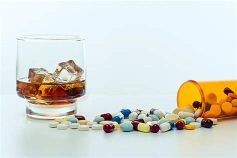 antibiotico e álcool